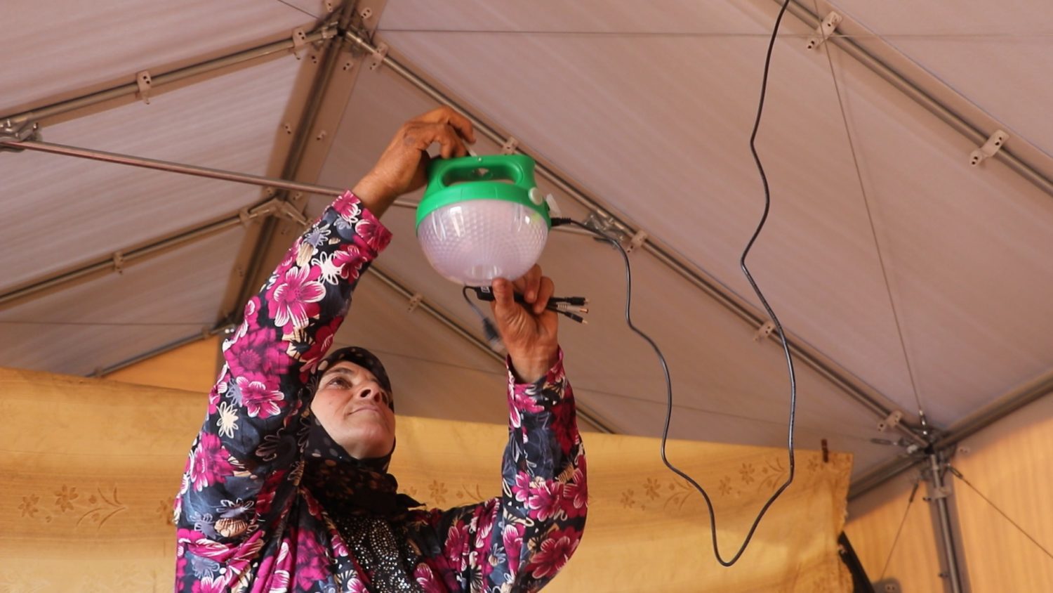 Providing transitional shelter in settlements across Syria