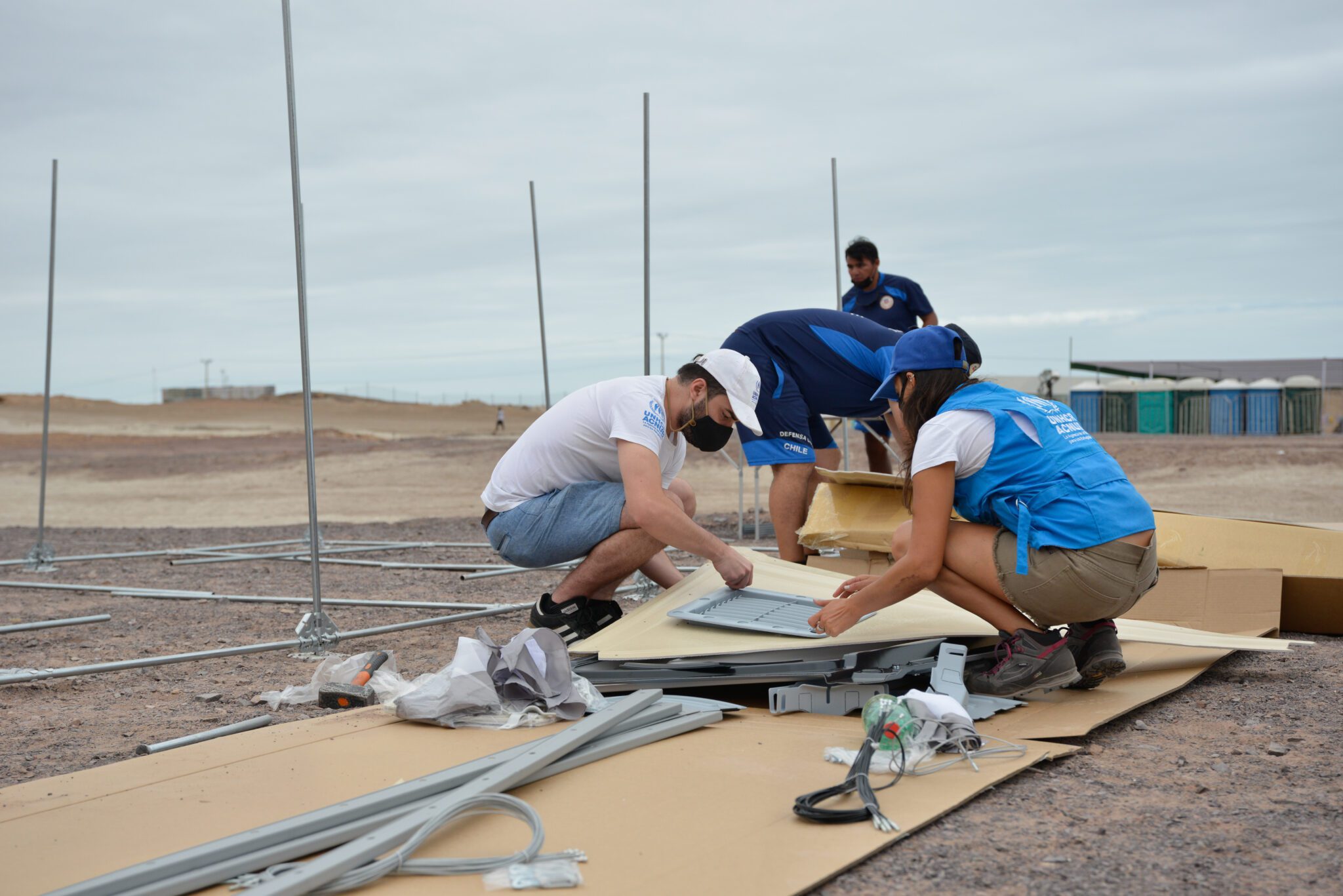 Chile.ACNUR carries out the installation of a Temporary Sanitary Station 25 kilometers from the city of Iquique.